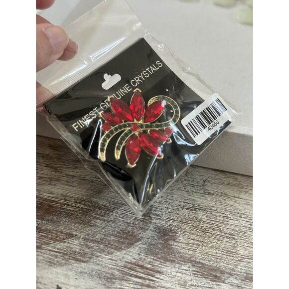 Red Green Crystal Rhinestone Poinsettia Flower Brooch for Christmas - Picture 3 of 4